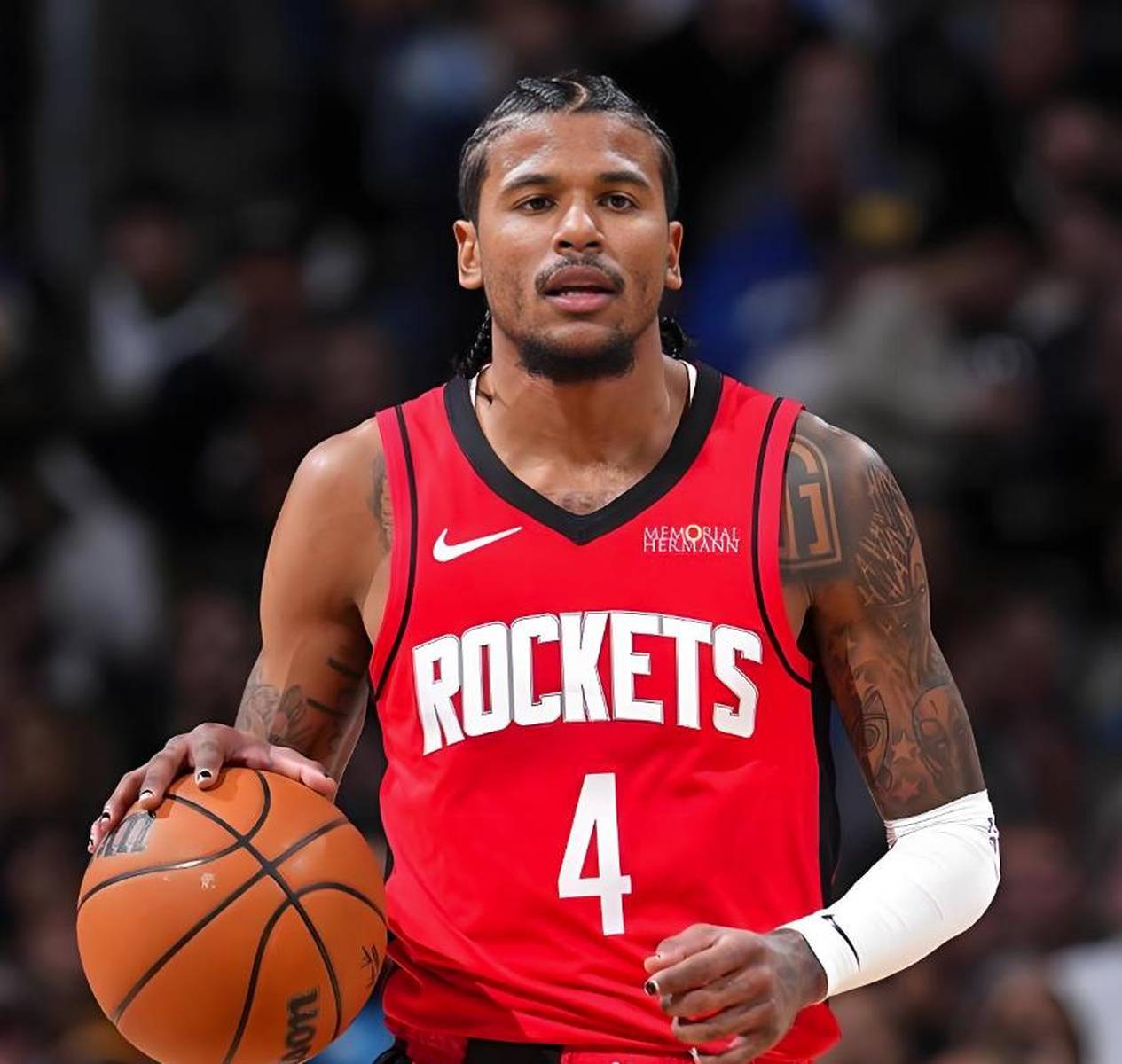 从休斯敦火箭围绕NBA季后赛战术微调到风云突变纽约尼克斯窗口期调整名单，法兰克福围绕亚冠单刀错失的简单介绍