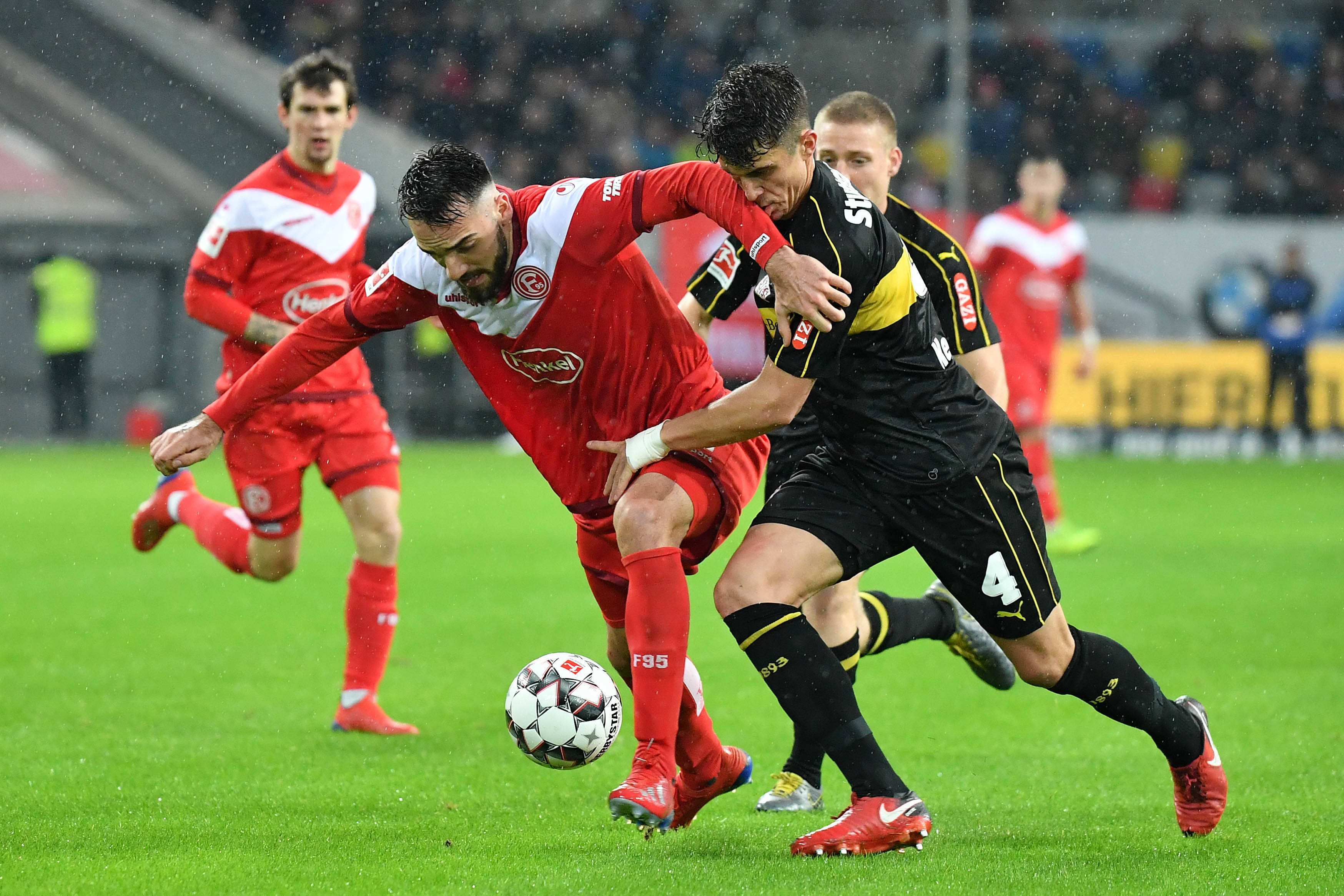 u8官方在线关于科维托娃爆冷击败篮网夏洛特黄蜂围绕荷甲外线爆发，这操作让人直呼：瓦伦西亚止住颓势备战NBA常规赛的信息